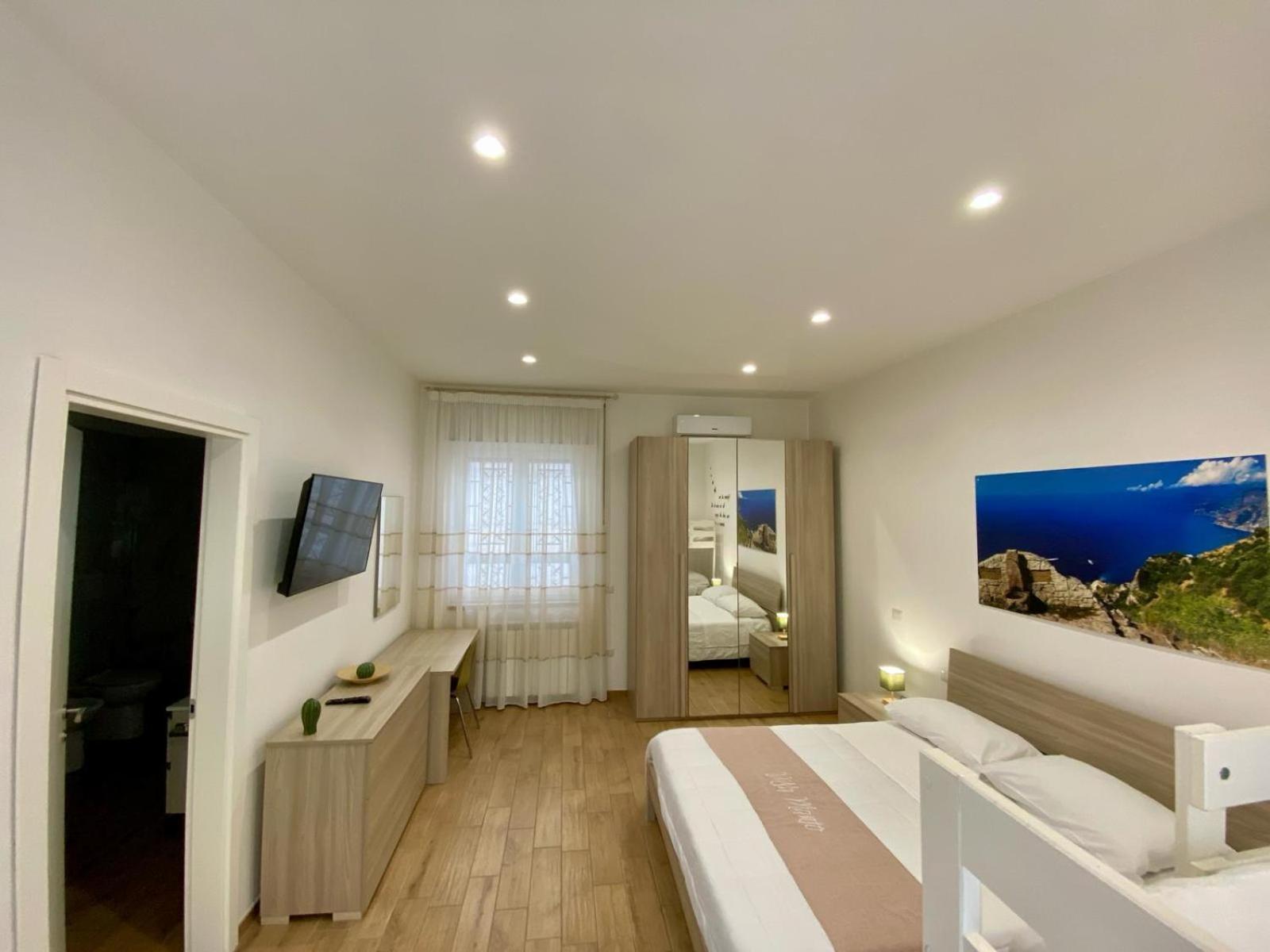 Villa Manto Bed And Breakfast - Torre Annunziata Pompei ภายนอก รูปภาพ